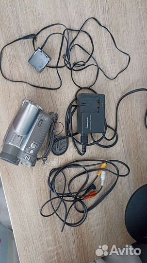 Видеокамера panasonic NV-GS75