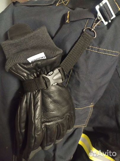 Зажим для перчаток пожарного