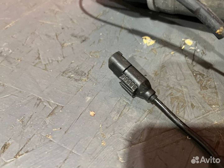 Амортизатор передний правый Mercedes-Benz Gle W292