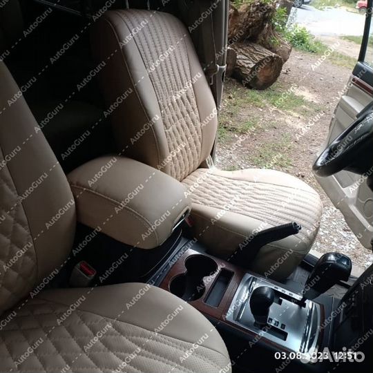 Авточехлы на Mitsubishi Pajero