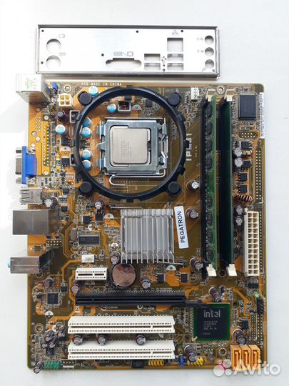 Материнская плата 775