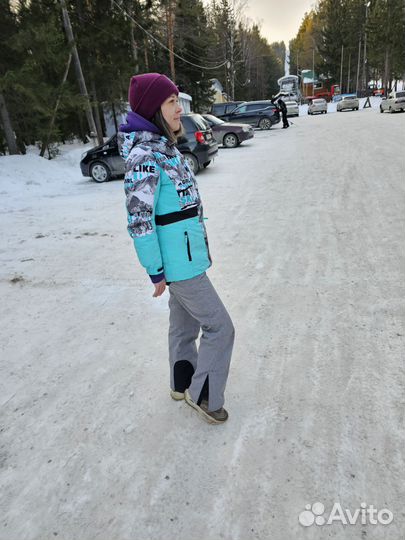 Костюм горнолыжный