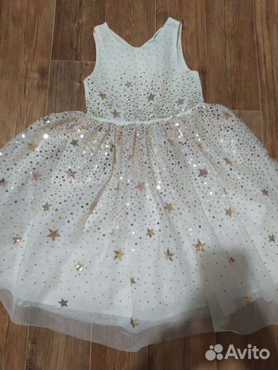 Платье для девочки нарядное