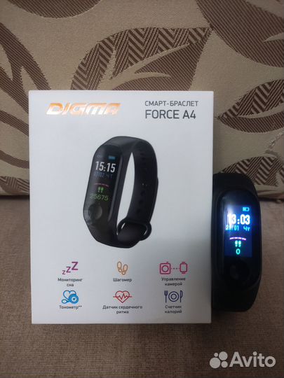 Cмарт-браслет Digma Force A4