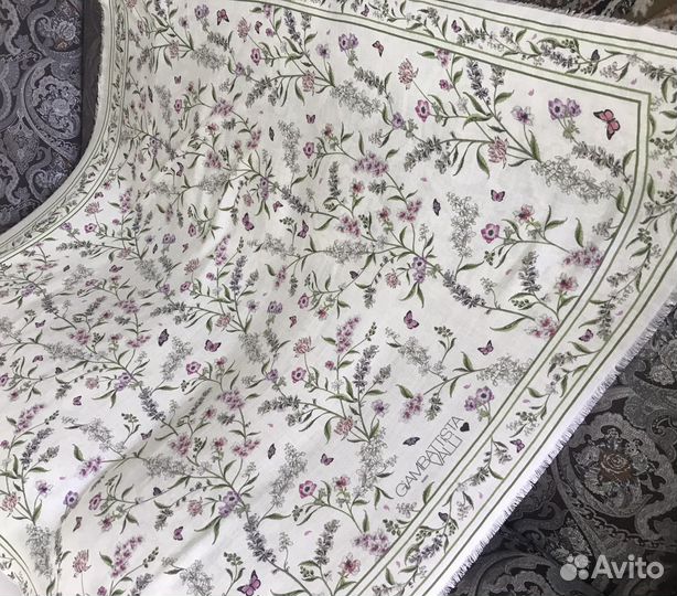 Шаль Giambattista valli Louis Vuitton