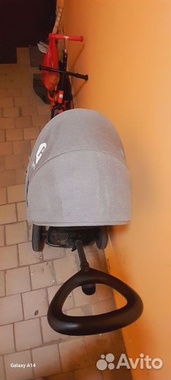 Велосипед детский с родительской ручкой