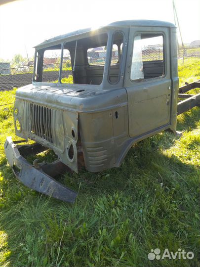 Запчасти на газ 66