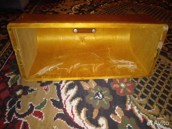 Крышка от швейной машины