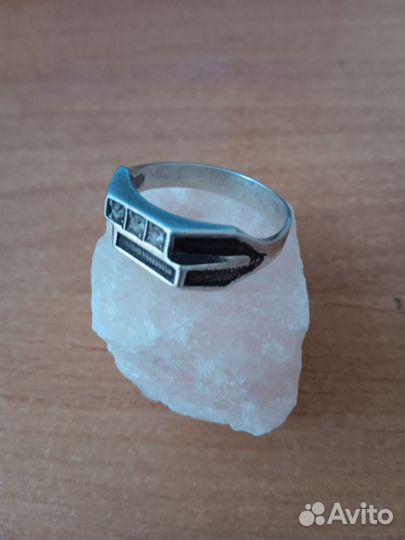 Мужской перстень