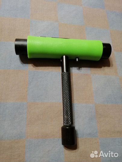 Ключ для скейтборда # лонгборда # круизера