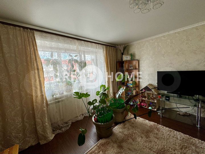 4-к. квартира, 87 м², 4/5 эт.