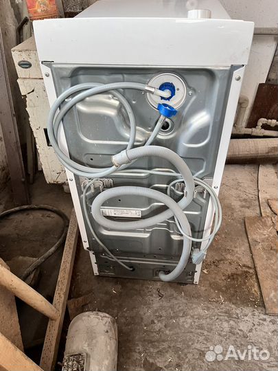 Стиральная машина с вертикальной загрузкой