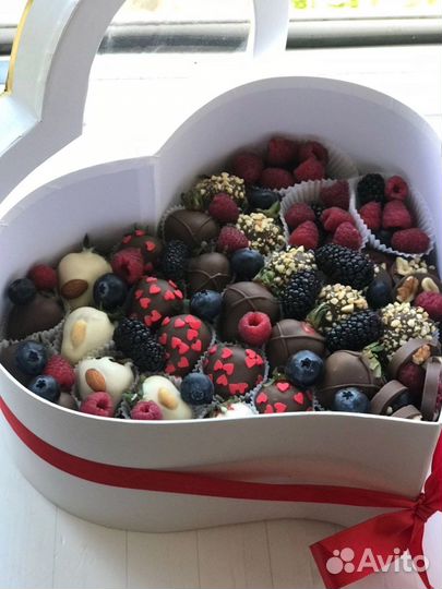 Клубничный букет