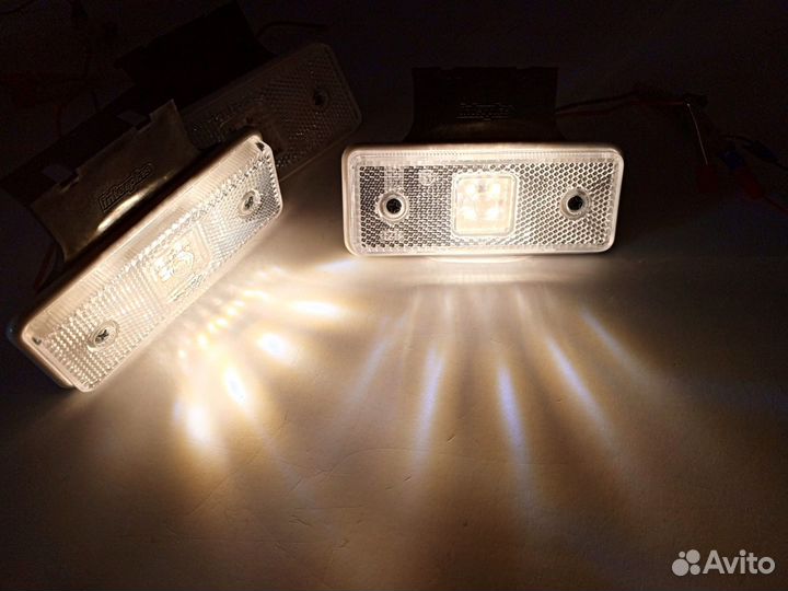 Габариты белые с кронштейном (к-т 10 штук)