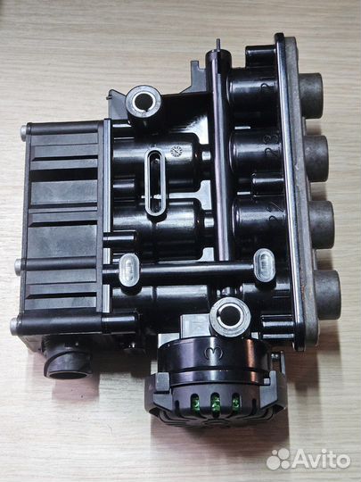 Клапан управления пневмоподвеской Renault Volvo 74