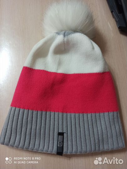 Шапка женская вязаная