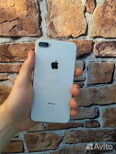 iPhone 8 Plus, 64 ГБ