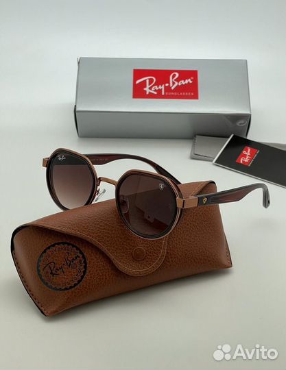 Солнцезащитные очки Ray Ban