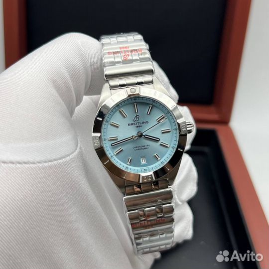 Часы женские Breitling Chronomat