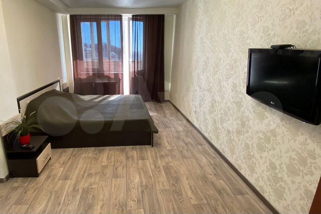 1-к. квартира, 40 м², 9/9 эт.