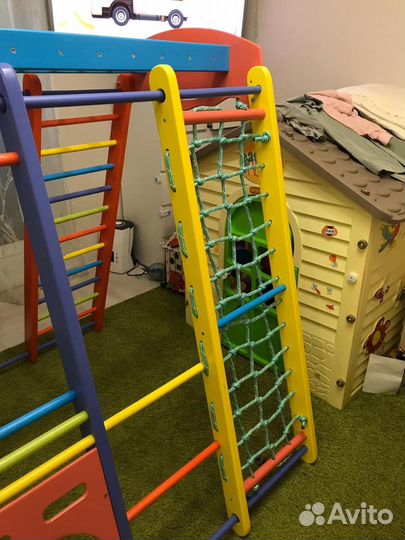 Детский спорт уголок из цельного дерева