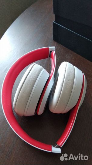 Беспроводные наушники beats solo 3