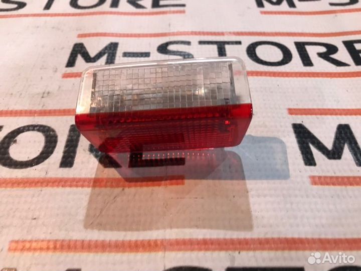 Плафон освещения задний Mercedes-Benz Cls-Class