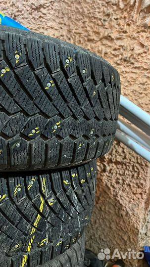 Gislaved Nord Frost 200 235/55 R18 104T