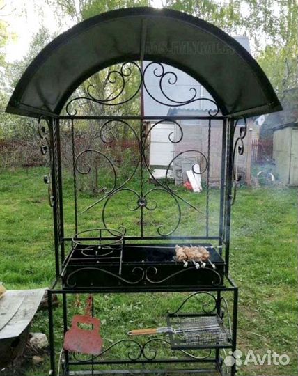 Мангал с крышей / Мангал для дачи