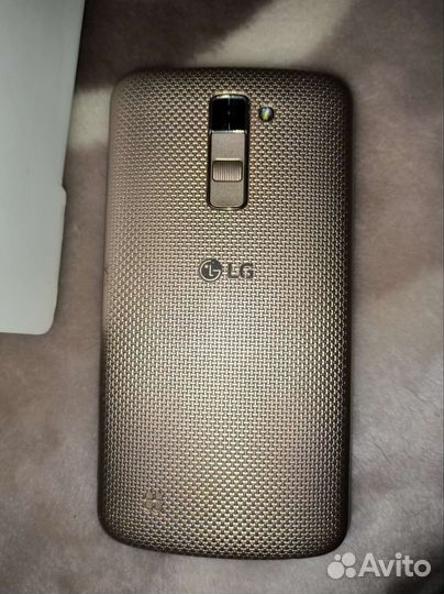 Телефон LG k10
