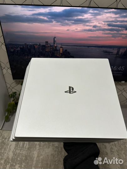 Sony PS4 pro 1tb