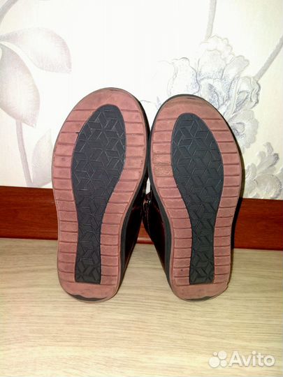 Ботинки демисезонные для девочки 26 размер