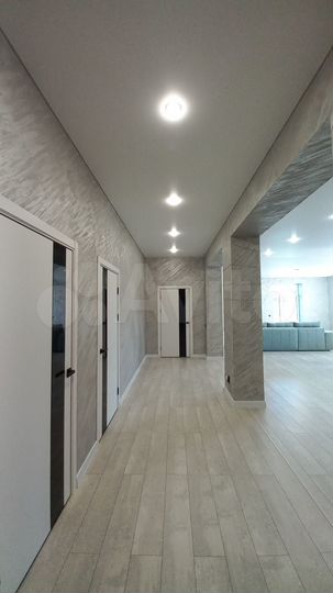 Дом 192 м² на участке 25 сот.