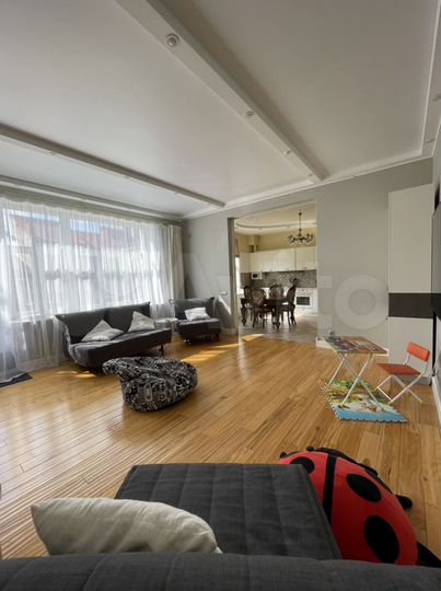 2-к. квартира, 79 м², 3/5 эт.