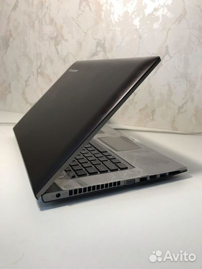 Lenovo Z400 touch i5/8gb/256ssd/500hdd/gt635m 2gb