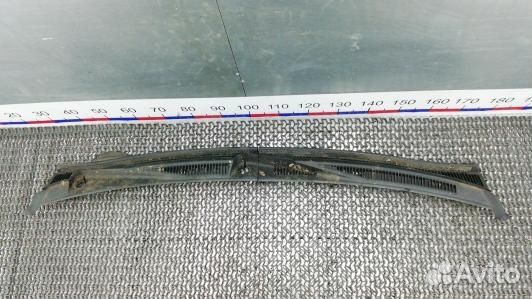 Накладка декоративная (жабо, дождевик) suzuki gran