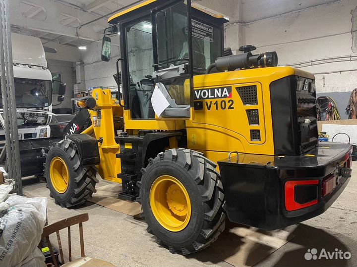 Фронтальный погрузчик VOLNA V102, 2024