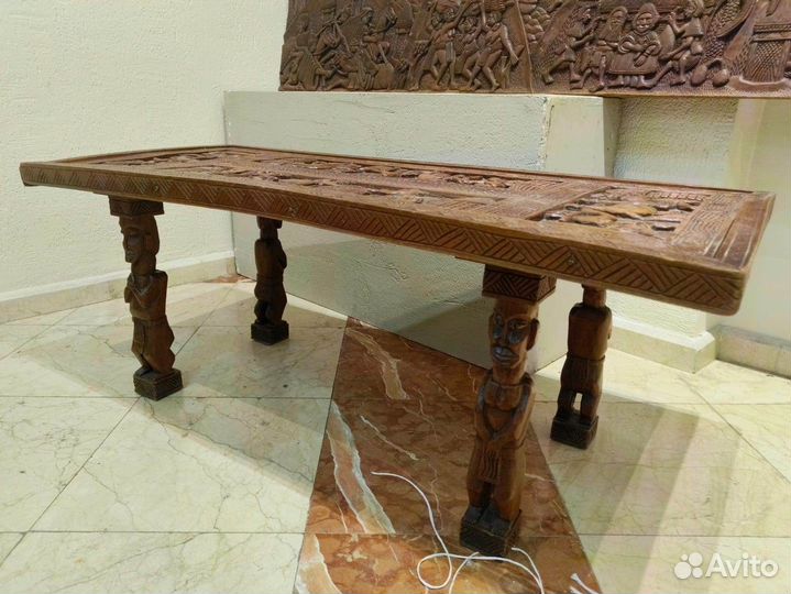 Гарнитур стол и панно музей Дерево Резьба Африка