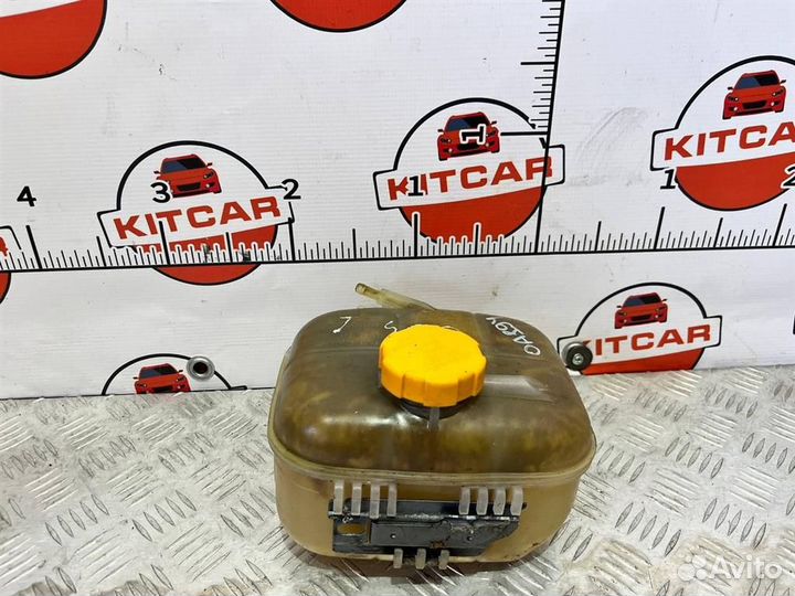 Расширительный бачок Opel Astra H