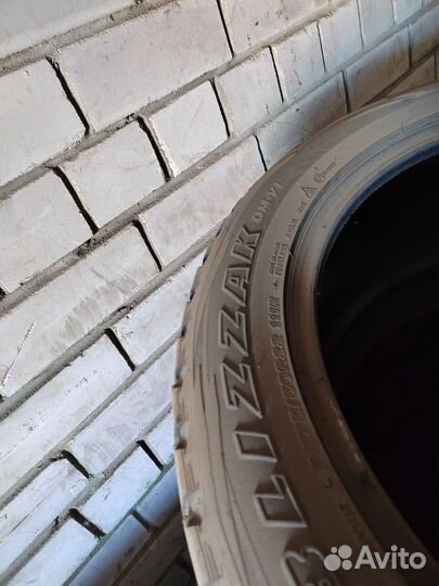 Bridgestone Blizzak DM-V1 275/50 R22 и 285/45 R22