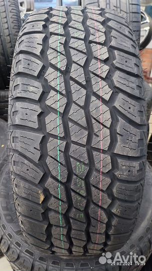 Tracmax X-Privilo AT08 235/70 R16 106T