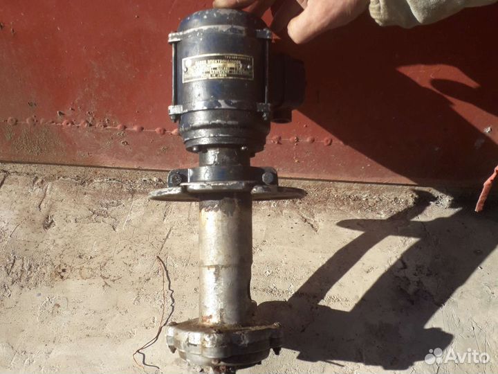 Водяной насос погружной для скважины