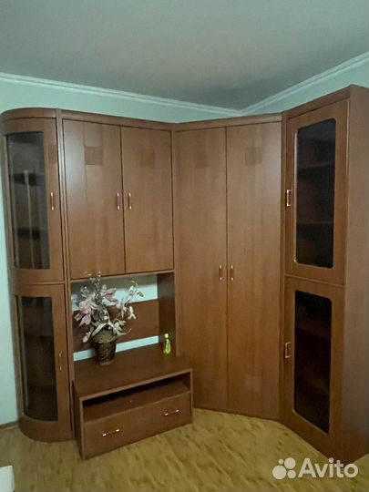 Стенка угловая