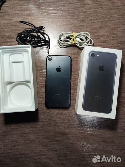 iPhone 7, 32 ГБ