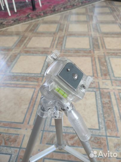 Штатив для фотоаппарата