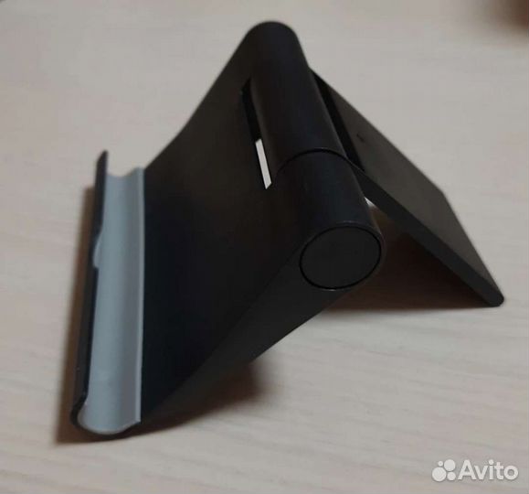 Подставка для телефона или планшета