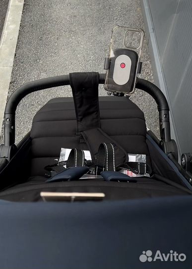 Держатель на коляску для телефона Carrello