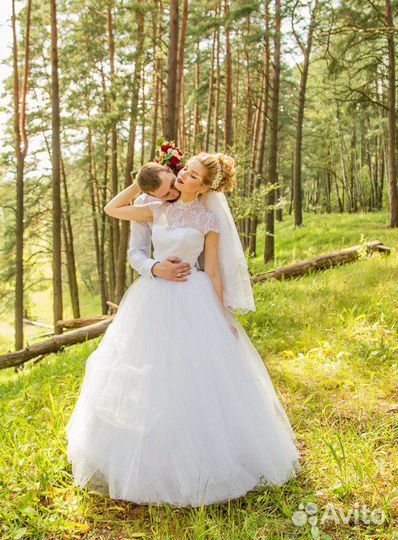 Свадебное платье