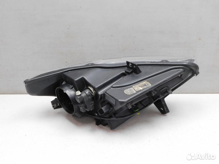 Фара левая Ford Mustang FR3Z13008K