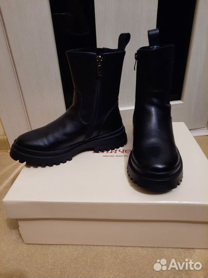 Ботинки для девочки